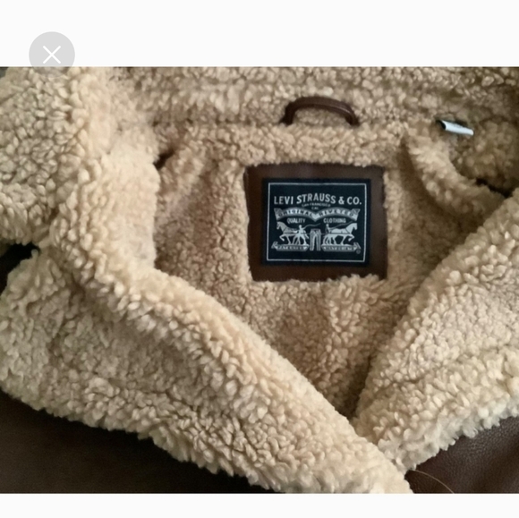 Levi's Faux Leather Trucker Jacket - Brown nwt - Picture 6 of 8